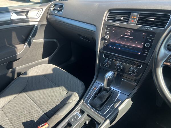 2017 (172) Volkswagen Golf SE 1.6 TDI - Automatic 393552878