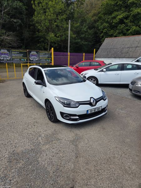Pearl White Low Mileage Renault Megane 393558178