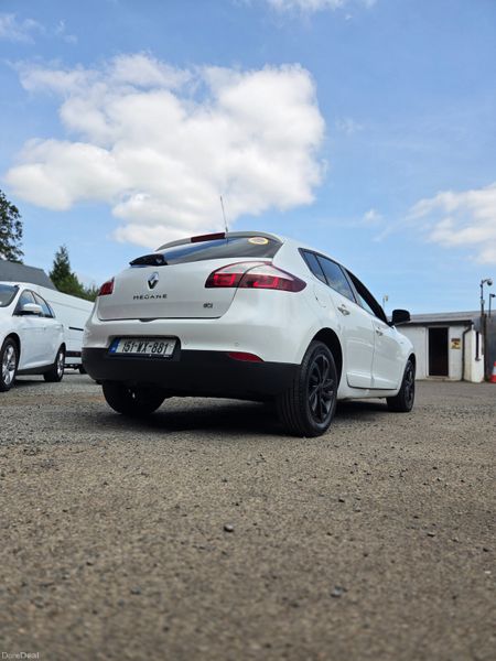 Pearl White Low Mileage Renault Megane 393558134
