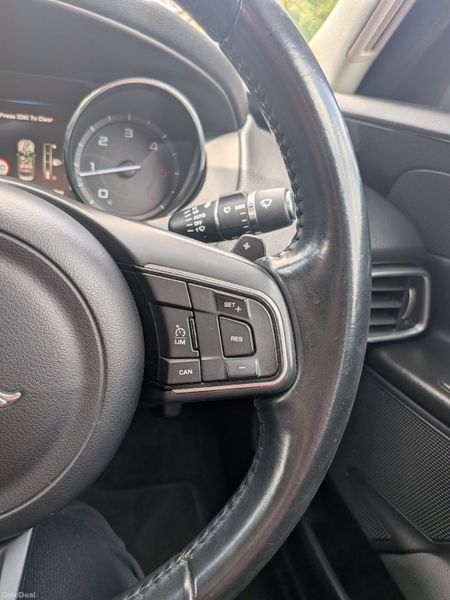 Jaguar XE 2015 AUTO NEW NCT / LOW KMS 393559928
