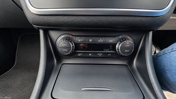 2016 Mercedes GLA 180 1.6l Petrol Auto 393562838