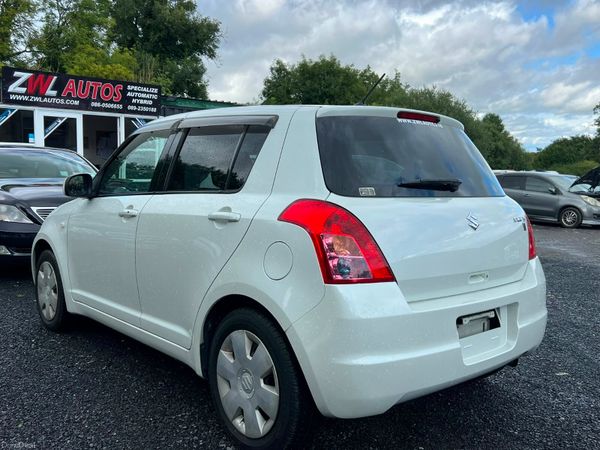 2010 Suzuki Swift  1.2 393564068