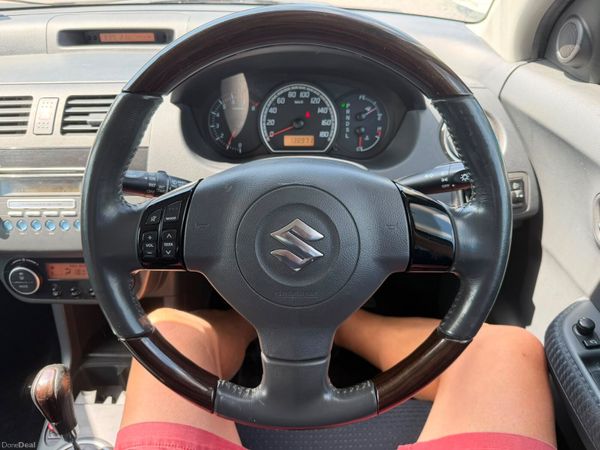 2010 Suzuki Swift  1.2 393564076
