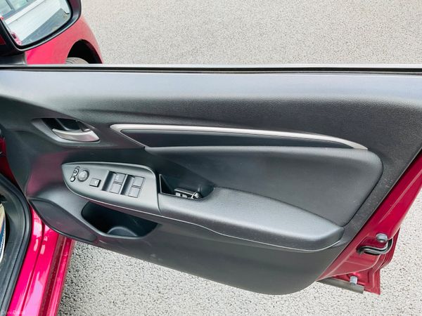 Honda Fit 2018 (ATM) Low Mileage 393578790