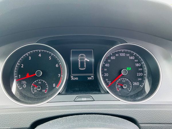 Volkswagen GOLF 2015 Automatic  16K miles only 393584836