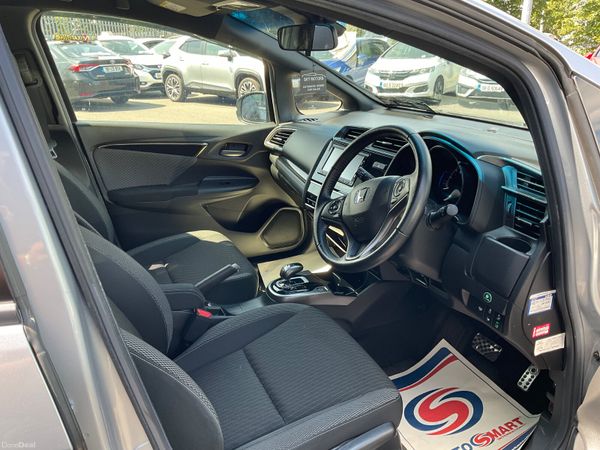 2017 Honda Fit 1.5 Petrol Hybrid Auto,52K Miles 393586352