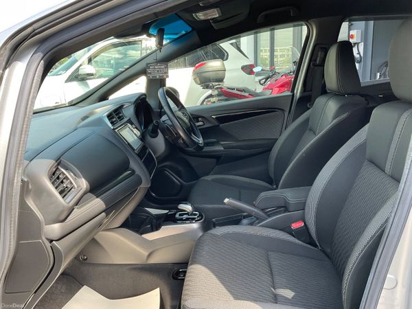 2017 Honda Fit 1.5 Petrol Hybrid Auto,52K Miles 393586364