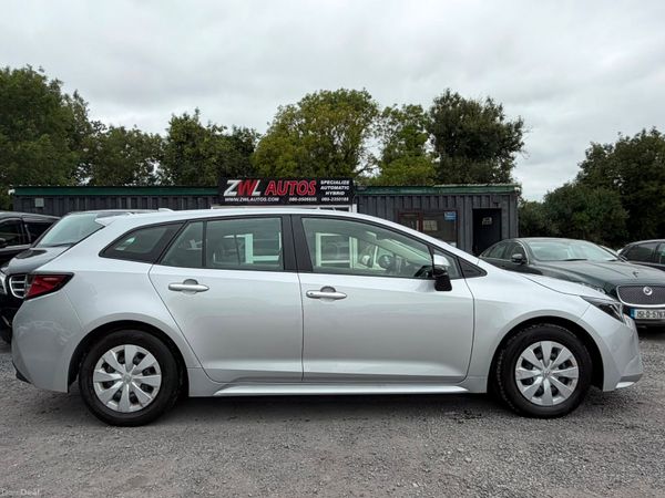 232  TOYOTA COROLLA 18 HYBRID 393508446