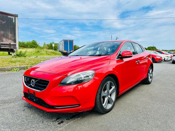 VOLO V40 T4 (2015) 1.6L PETROL AUTOMATIC VERY LOW 393514010
