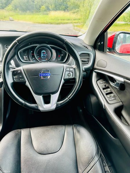 VOLO V40 T4 (2015) 1.6L PETROL AUTOMATIC VERY LOW 393514030