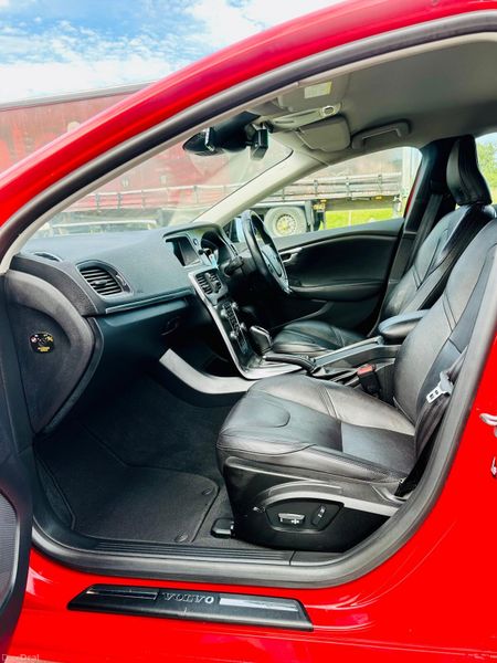 VOLO V40 T4 (2015) 1.6L PETROL AUTOMATIC VERY LOW 393514036