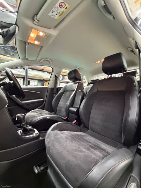 2016 VW Polo 1.2 Petrol - Heated seats! 393519156