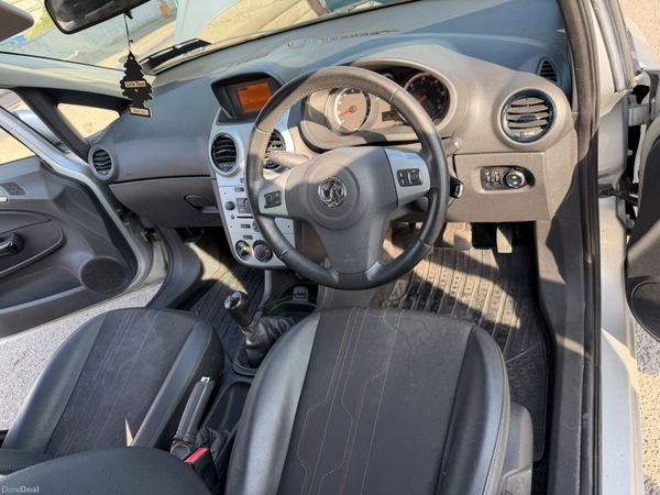 Vauxhall Corsa 2013 393643776