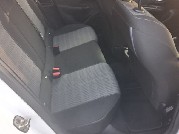 201 Opel/Vauxhall Corsa 1.2 Petrol 393644984