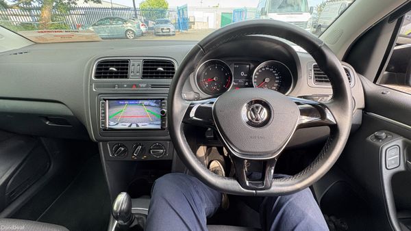 Volkswagen Polo 1.2TSI Auto 2016 393646168