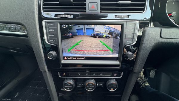 Volkswagen Golf 1.4TSI Auto 2017 393646260