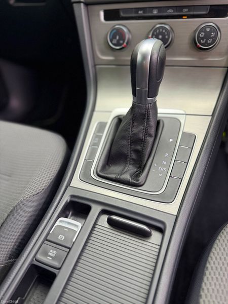 2015 VW Golf Estate 1.2 Petrol - Automatic! 393649802