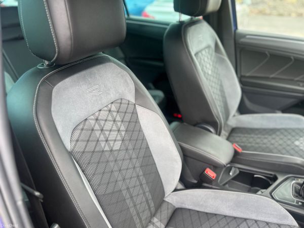 Volkswagen Tiguan R line 393662750