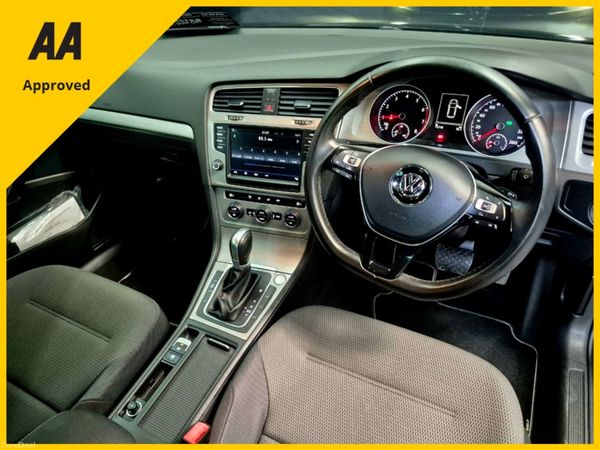 🚗 Volkswagen Golf  – Only 75000km! 🚗 393608590