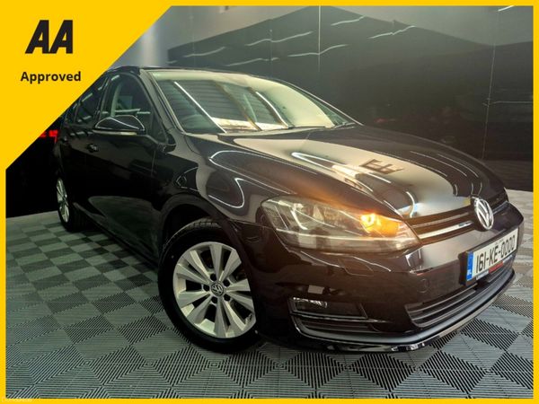 🚗 Volkswagen Golf  – Only 75000km! 🚗 393608608