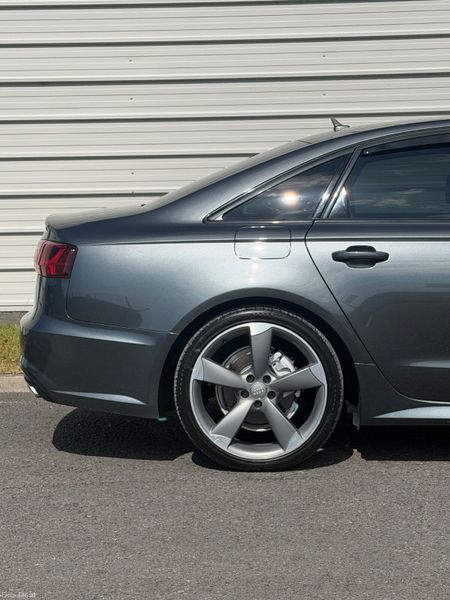 Audi A6 Black ULTRA 190 Sline Auto 393610200