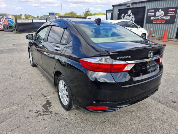 2015 Honda Grace 1.5L Hybrid Automatic Fresh NCT 393613818