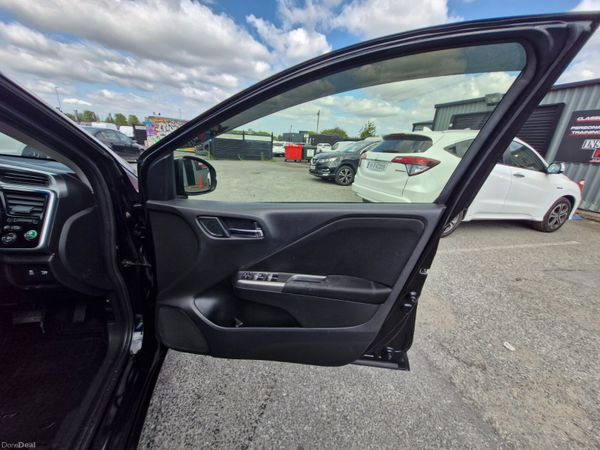 2015 Honda Grace 1.5L Hybrid Automatic Fresh NCT 393613836
