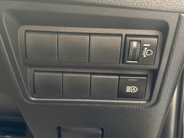2022 Toyota Yaris Cross 1.5 Hybrid Auto,40K Miles 393741256