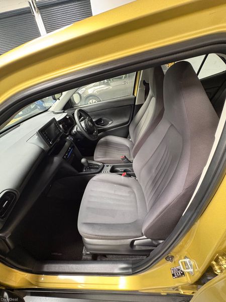 2022 Toyota Yaris Cross 1.5 Hybrid Auto,40K Miles 393741262