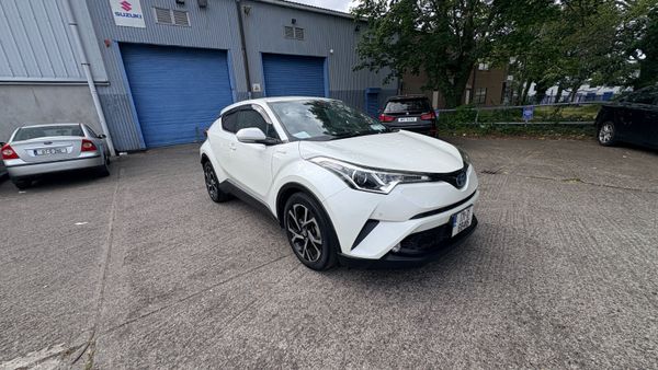 Toyota C-HR 1.8 Hybrid Petrol 2017 393748798