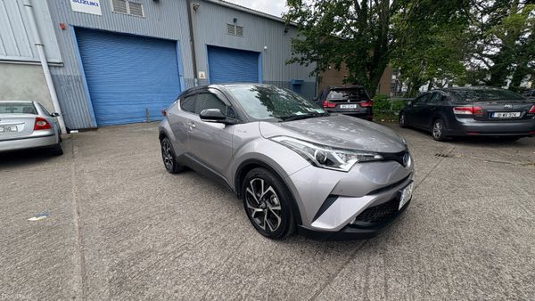 Toyota C-HR 1.8 Hybrid petrol 2017 393748718