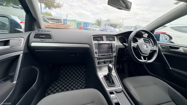 Volkswagen Golf 1.2TSI Auto 2015 393748966
