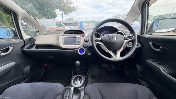 Honda Fit 1.3 Hybrid Petrol 2013 393749078