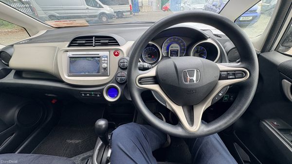 Honda Fit 1.3 Hybrid Petrol 2013 393749084