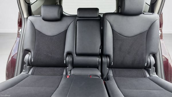 Toyota prius alpha 7 seater Self charging Hybrid 393769122
