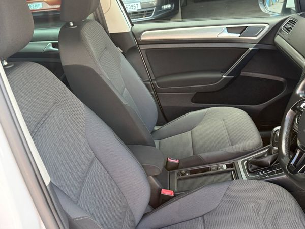 2017 Volkswagen Golf 1.2 TSI Automatic 393774644