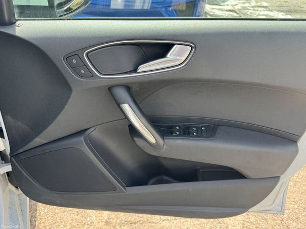 AUDI A1 S-Line 1.4 Auto 52000KM 2013 393781508