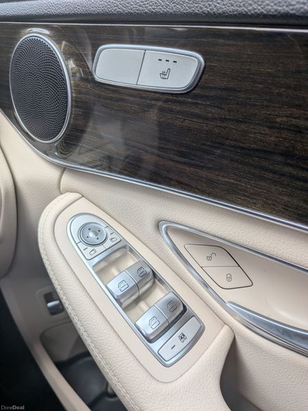 Mercedes-Benz C-Class Advantgarde/ Auto/2017 393782278
