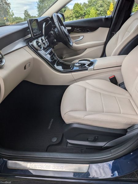 Mercedes-Benz C-Class Advantgarde/ Auto/2017 393782230