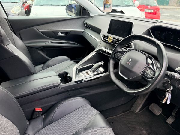 Peugeot 3008 1.2 Petrol AUTO LOW KMS 393784626