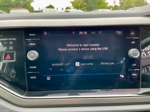 Volkswagen Polo 2019 Auto low Mileage 15Kkmonly 393796118