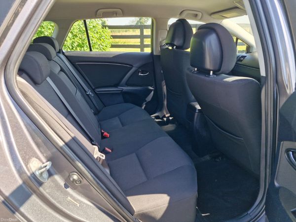 Toyota Avensis 2009 393710810