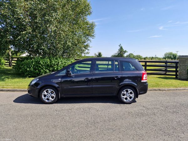 Vauxhall Zafira 2013 393717012