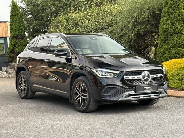 Now Reserved! Stunning 202 Mercedes-Benz GLA200d! 393723670