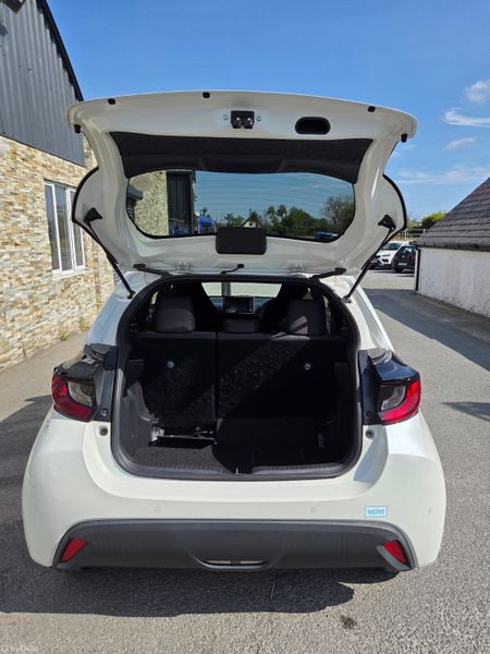 2021  TOYOTA YARIS  1.0 AUTO 393729652