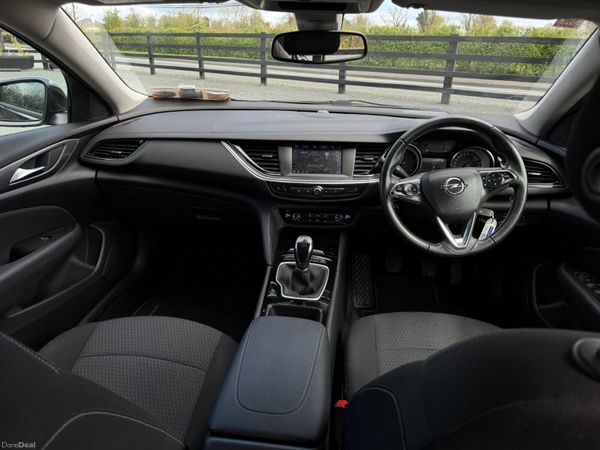2022 Opel Insignia SC, 5 of 11