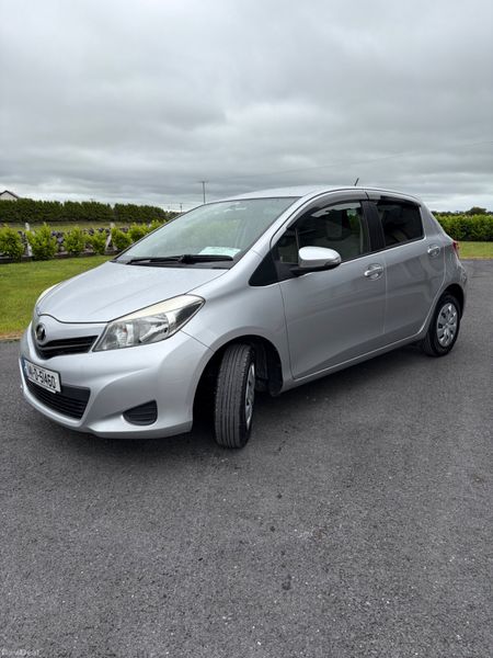 Toyota Vitz 2014 393844006