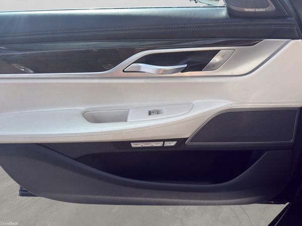 BMW 730d , G11- Full BMW Service history 393852058