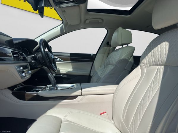 BMW 730d , G11- Full BMW Service history 393852076
