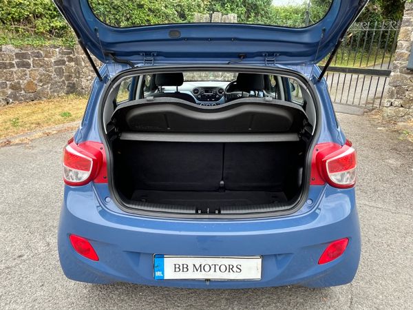 Hyundai i10 1.0 Deluxe 393864326